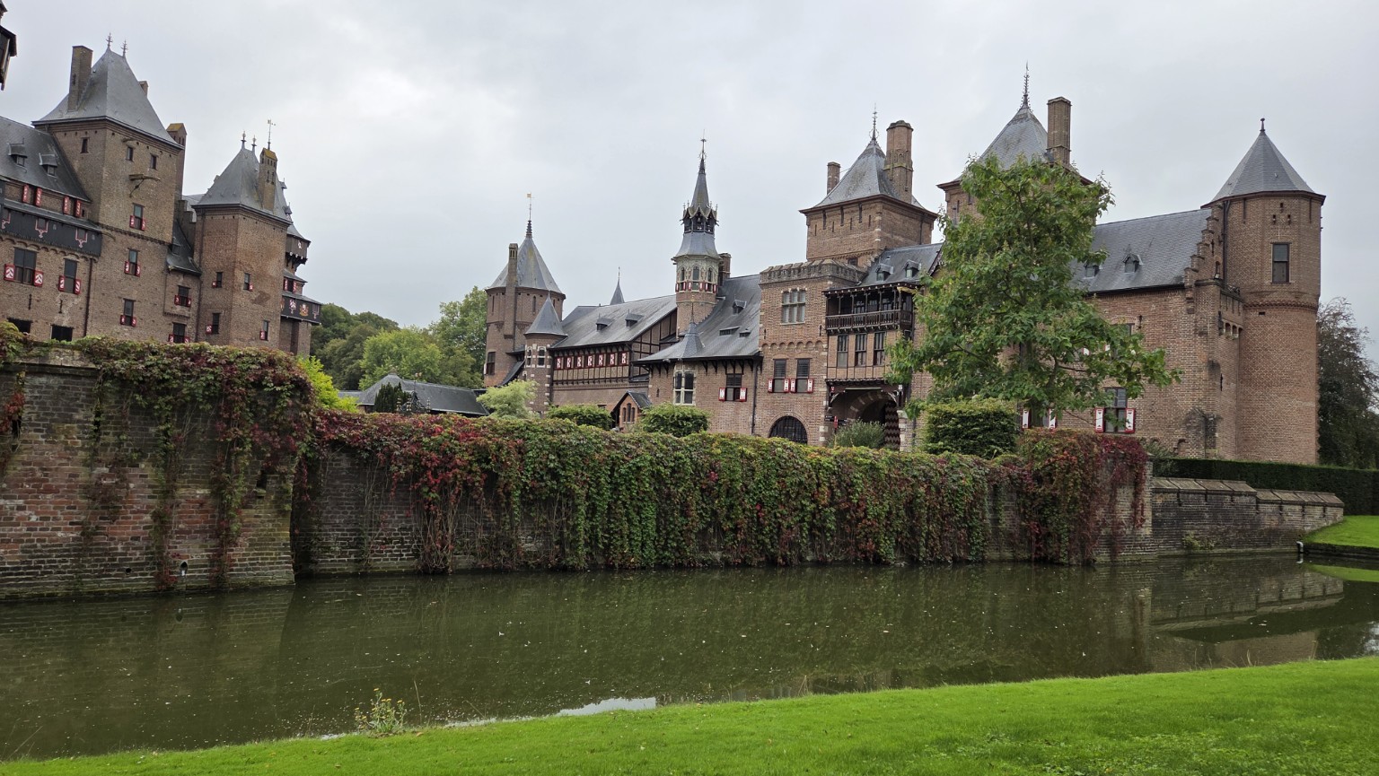 Castillo de Haar visto desde sus jardines
